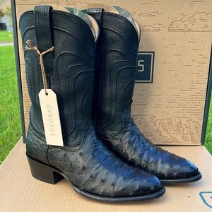 Tecovas Jessie in Midnight Ostrich size 8